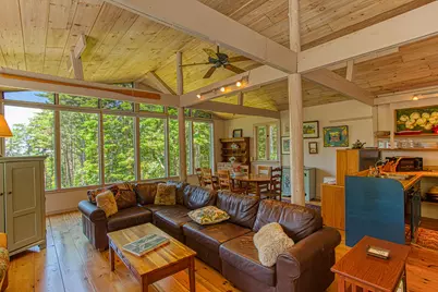 87 Crest Avenue, Boothbay Harbor, ME 04538 - Photo 2