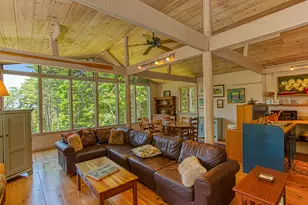 87 Crest Ave, Boothbay Harbor, ME 04538 - Photo 2