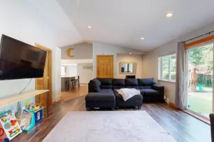 1152 Manchester Rd, Belgrade, ME 04917 - Photo 22