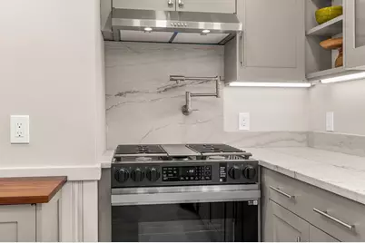 27 Government Street #27, Kittery, ME 03904 - Photo 6