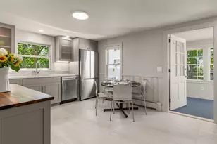 27 Government St, Kittery, ME 03904 - Photo 4