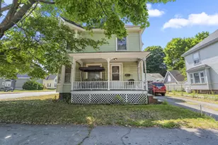 10 Fling St, Brewer, ME 04412 - Photo 2