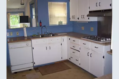 83 Elmwood Road, Auburn, ME 04210 - Photo 8