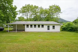166 Washington St, Camden, ME 04843 - Photo 40