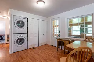 166 Washington St, Camden, ME 04843 - Photo 10