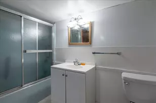 166 Washington St, Camden, ME 04843 - Photo 34