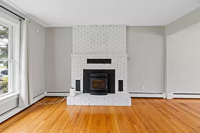 23 W Hill Road, Gardiner, ME 04345 - Photo 10