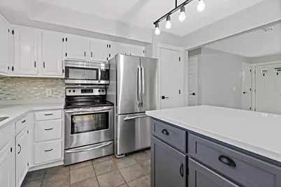 23 W Hill Road, Gardiner, ME 04345 - Photo 2
