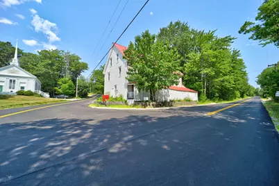 143 N Sedgwick Road, Sedgwick, ME 04676 - Photo 4