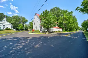 143 N Sedgwick Rd, Sedgwick, ME 04676 - Photo 4