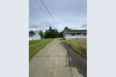 324 Stinson Street, Pittsfield, ME 04967 - Photo 12