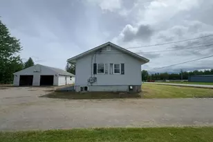 324 Stinson St, Pittsfield, ME 04967 - Photo 4