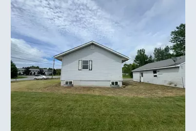 324 Stinson Street, Pittsfield, ME 04967 - Photo 8