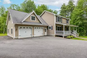 147 Spiller Hill Rd, Raymond, ME 04071 - Photo 2