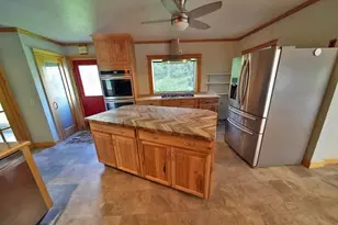269 Bangor St, Houlton, ME 04730 - Photo 20