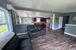 1058 Pleasant St, Blue Hill, ME 04614 - Photo 8