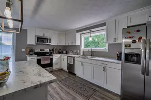 37 Hampden Rd, Carmel, ME 04419 - Photo 10