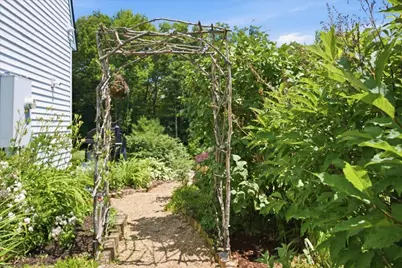 621 W Auburn Road, Auburn, ME 04210 - Photo 22