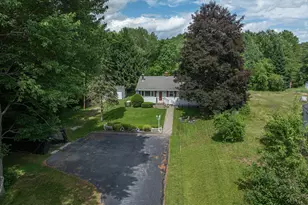 136 Grove St, Lewiston, ME 04240 - Photo 2