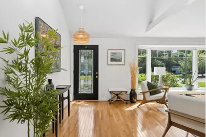 7 Knight Street, Falmouth, ME 04105 - Photo 4