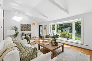7 Knight St, Falmouth, ME 04105 - Photo 6