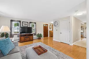 38 Greenfield Ln, Biddeford, ME 04005 - Photo 8