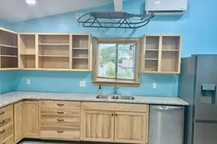 115 Parkway N, Brewer, ME 04412 - Photo 6