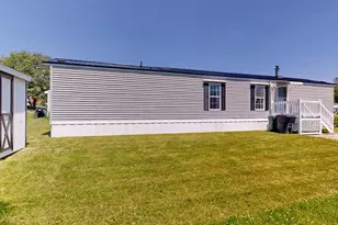 9 Anita St, Sabattus, ME 04280 - Photo 2