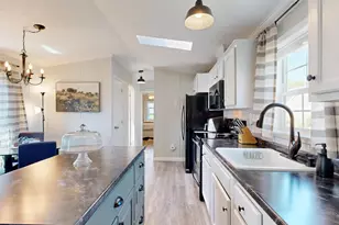 9 Anita St, Sabattus, ME 04280 - Photo 12