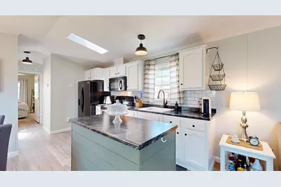 9 Anita Street, Sabattus, ME 04280 - Photo 10
