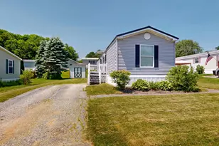 9 Anita St, Sabattus, ME 04280 - Photo 36