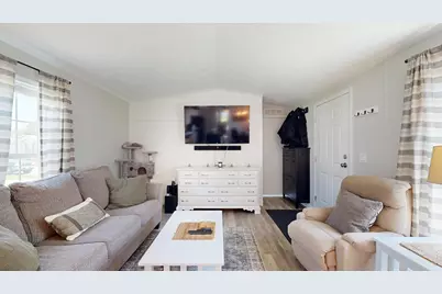 9 Anita Street, Sabattus, ME 04280 - Photo 8
