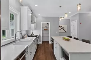 9 Whipple Ln, Scarborough, ME 04074 - Photo 10