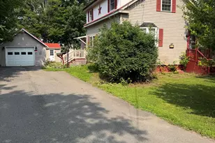 27 Delmont St, Presque Isle, ME 04769 - Photo 2