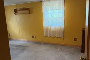 27 Delmont St, Presque Isle, ME 04769 - Photo 34