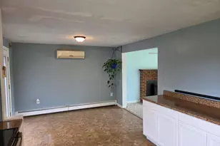565 Old Lewiston Rd, Winthrop, ME 04364 - Photo 10