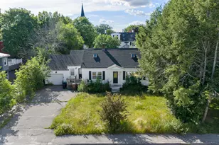 80 Middle St, Saco, ME 04072 - Photo 2