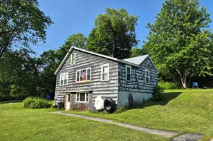 945 Main St, Jay, ME 04239 - Photo 18