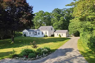 339 Fowler Rd, Cape Elizabeth, ME 04107 - Photo 2