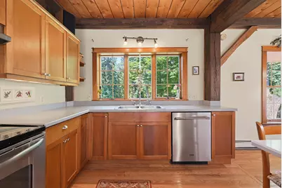 339 Fowler Road, Cape Elizabeth, ME 04107 - Photo 8