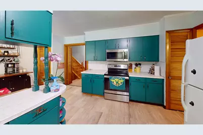 32 Kelley Avenue, Lincoln, ME 04457 - Photo 6