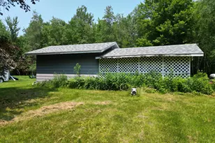 32 Kelley Ave, Lincoln, ME 04457 - Photo 36