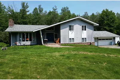 32 Kelley Avenue, Lincoln, ME 04457 - Photo 1