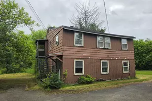 28 Roberts St, Caribou, ME 04736 - Photo 6