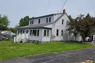 98 E Main St, Searsport, ME 04974 - Photo 4