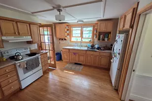 98 E Main St, Searsport, ME 04974 - Photo 10