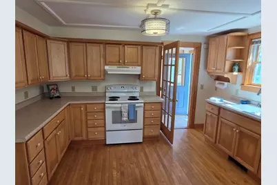 98 E Main Street, Searsport, ME 04974 - Photo 12