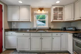 35 Kings Ln, Ogunquit, ME 03907 - Photo 22