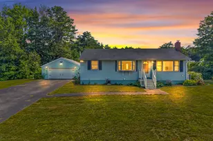9 Poplar Dr, Brunswick, ME 04011 - Photo 2