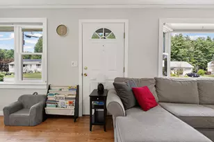 9 Poplar Dr, Brunswick, ME 04011 - Photo 12